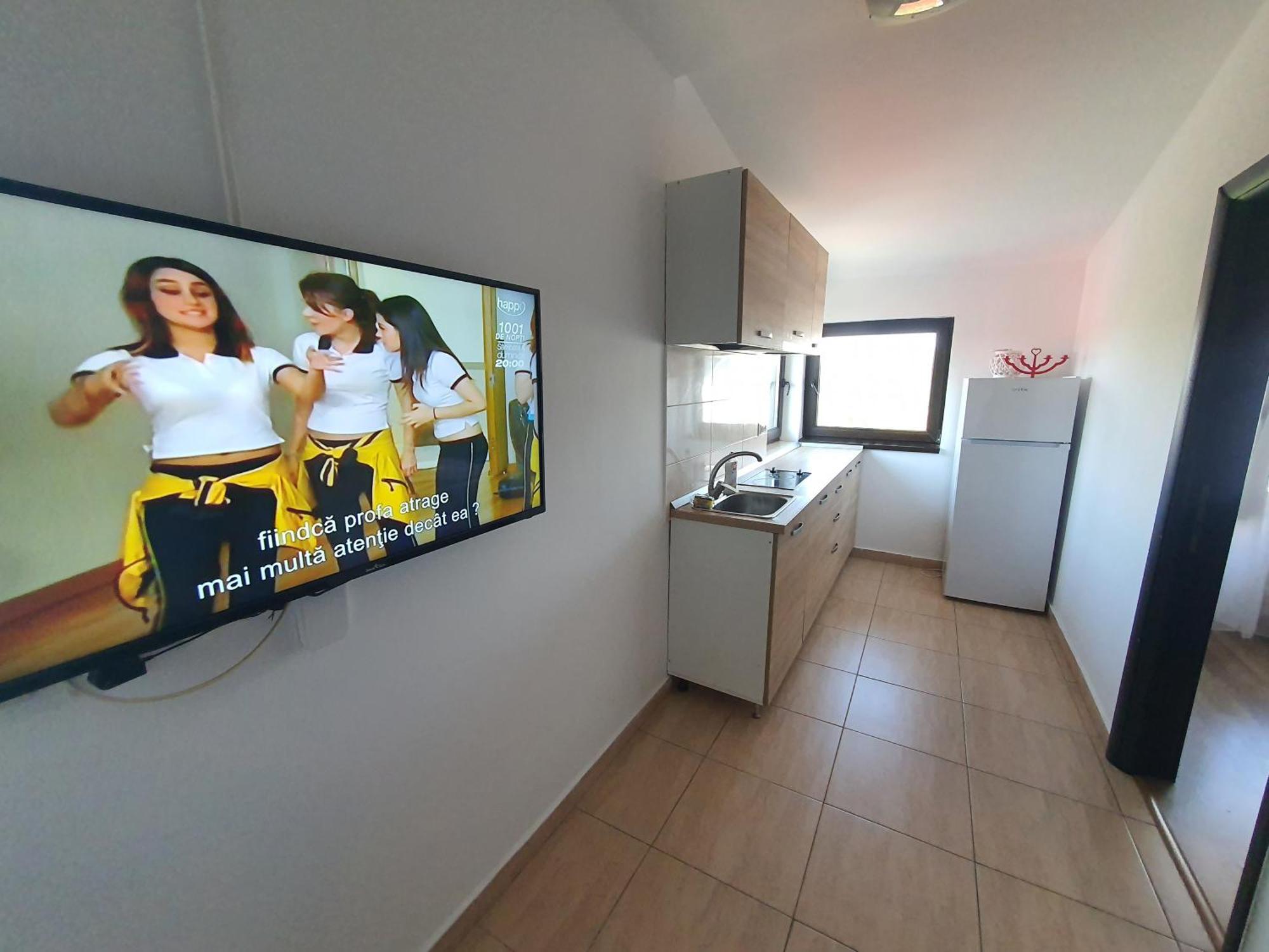 Villa Accommodation Бухарест Экстерьер фото